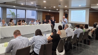 El director del curso, Joaquín Moreno, se dirige a los magistrados participantes
